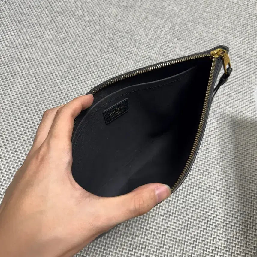 [BUNJANG] Louis Vuitton Monogram Empreinte Clutch / 루이비통 모노그램 앙프렝뜨 클러치