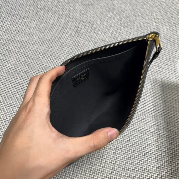 [BUNJANG] Louis Vuitton Monogram Empreinte Clutch / 루이비통 모노그램 앙프렝뜨 클러치