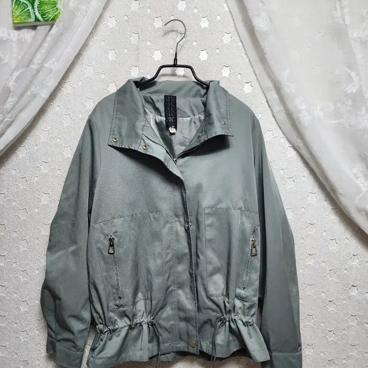 [BUNJANG] Khaki Spring Zip-Up Jacket (Women&