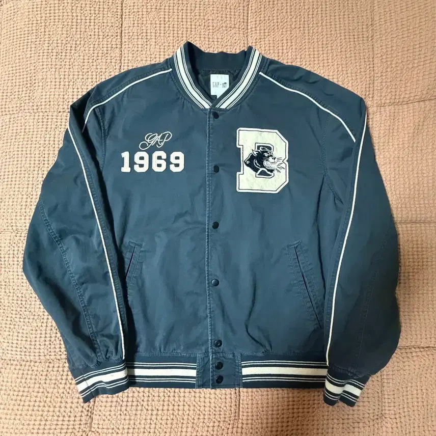 [BUNJANG] Gap x Brooklyn Circus Varsity Jacket / 갭 X 브루클린 서커스 바시티 자켓