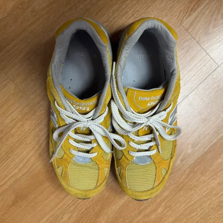 [BUNJANG] New Balance 991 Yellow Sneakers / 뉴발란스 991 옐로우 노랑 250