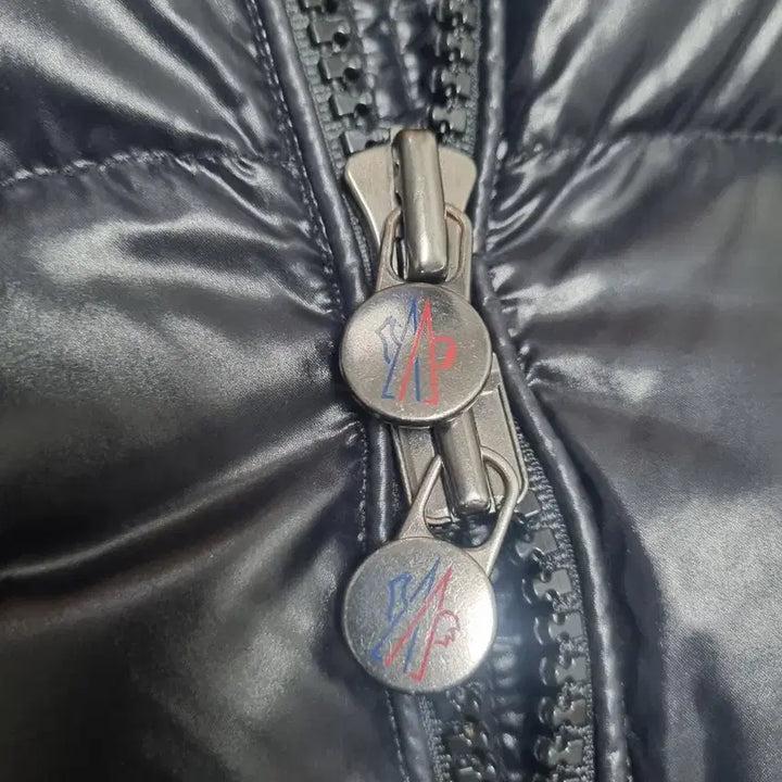 [BUNJANG] Moncler Maya Jacket (Size 2) / (백화점정품)몽클레어 마야~2사이즈