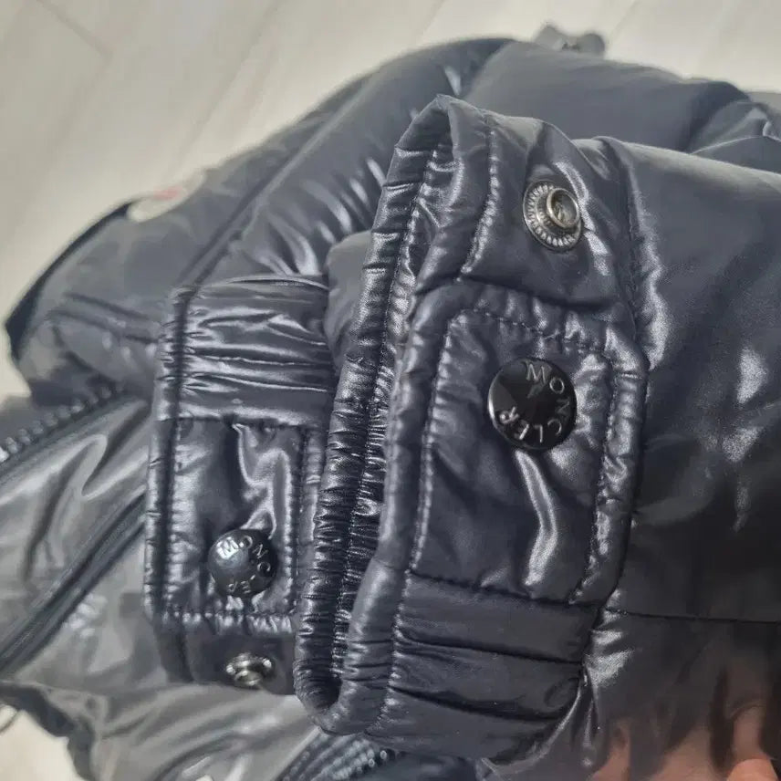[BUNJANG] Moncler Maya Jacket (Size 2) / (백화점정품)몽클레어 마야~2사이즈