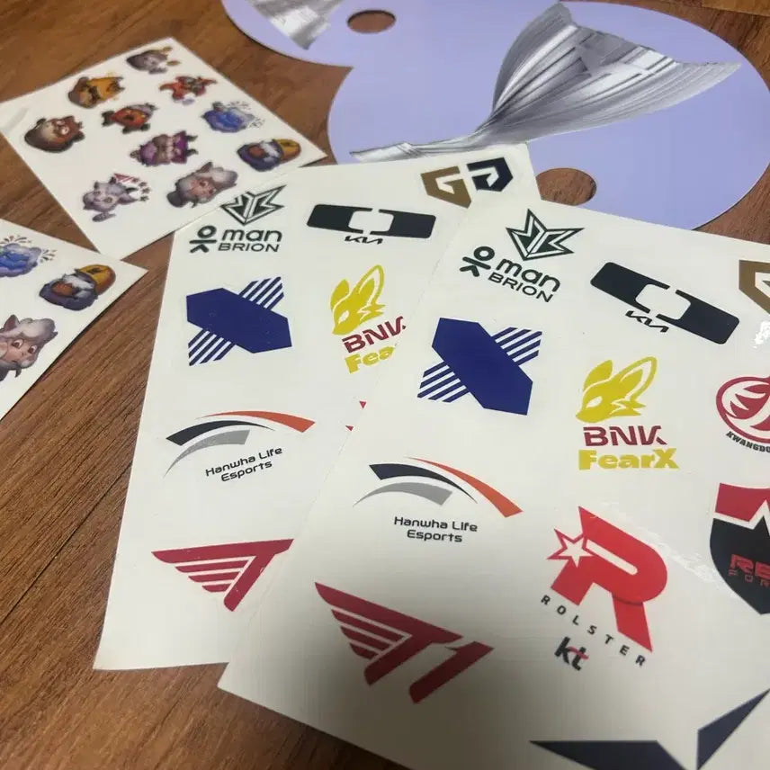 [BUNJANG] LCK 2024 Final Goods Set (Includes Light Stick) / LCK 2024 파이널 굿즈 패키지 세트 (응원봉 포함)