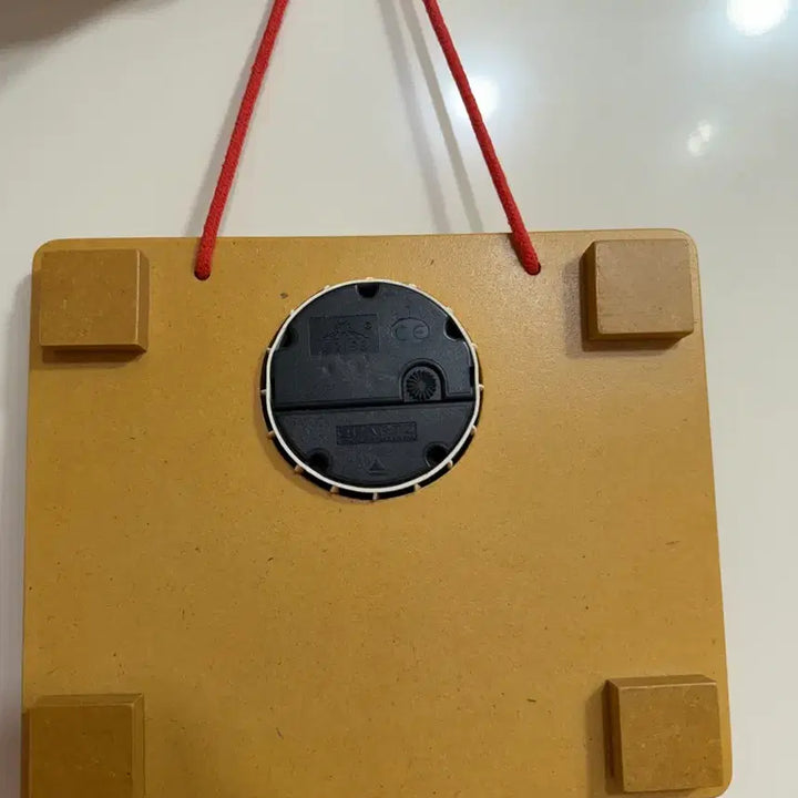 [BUNJANG] Kitty Cork Board Wall Clock / 고전키티 코르크보드 벽걸이시계