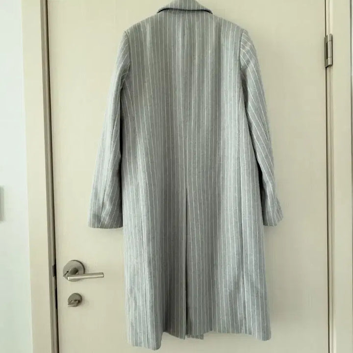 [BUNJANG] Nain Gray Striped Long Coat / Nain 회색 스트라이프 롱코트