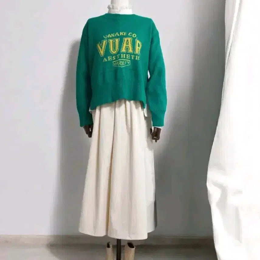 [BUNJANG] Baneike Asymmetrical Knit Top / 반에이크 언발 니트