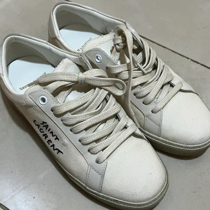 [BUNJANG] Saint Laurent Classic Sneakers / 생로랑 코트 클래식 스니커즈 245