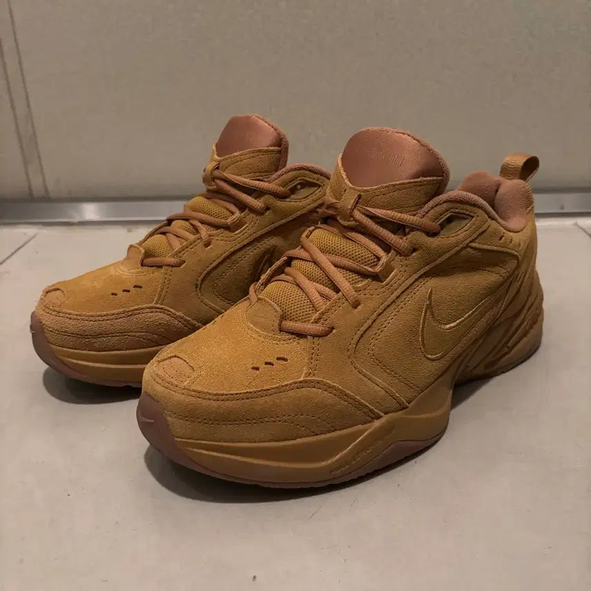 [BUNJANG] Nike Air Monarch SE Sneakers / 나이키 에어 모나크 스니커즈