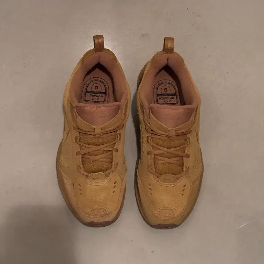 [BUNJANG] Nike Air Monarch SE Sneakers / 나이키 에어 모나크 스니커즈