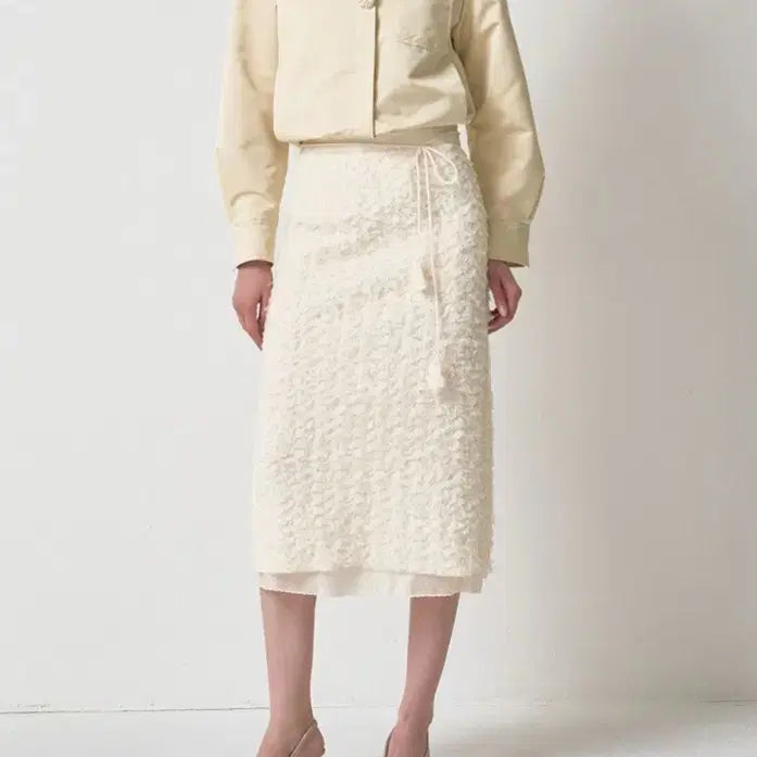 [BUNJANG] MIN 26SS Lace Texture Cardigan & Skirt Set / MIN* 26SS 스타일 레이스 텍스처 가디건&스커트 셋업
