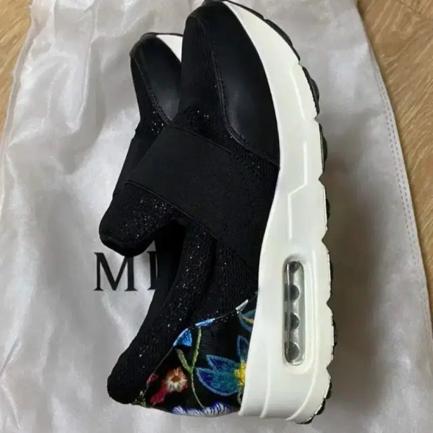 [BUNJANG] Unbranded Women's Sneakers 230 / 여성운동화 230