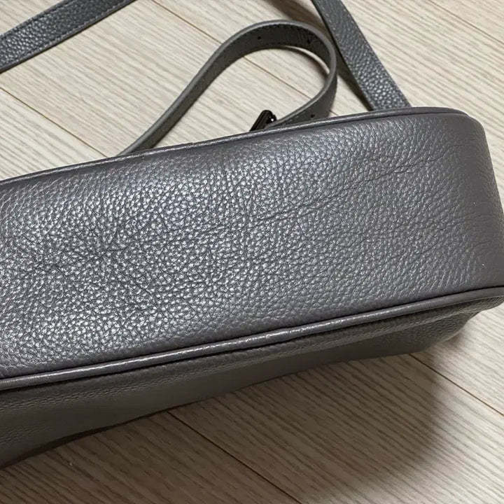 [BUNJANG] Esquire Gray Leather Crossbody Bag / 에스콰이어 가죽 크로스백 그레이 회색