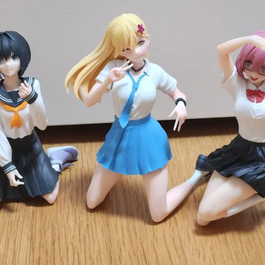 [BUNJANG] 2.5D Temptation Nigori Riri Figure Bundle Set / 2.5차원의 유혹 니고리리 펜프레 미소녀 피규어 3종 일괄