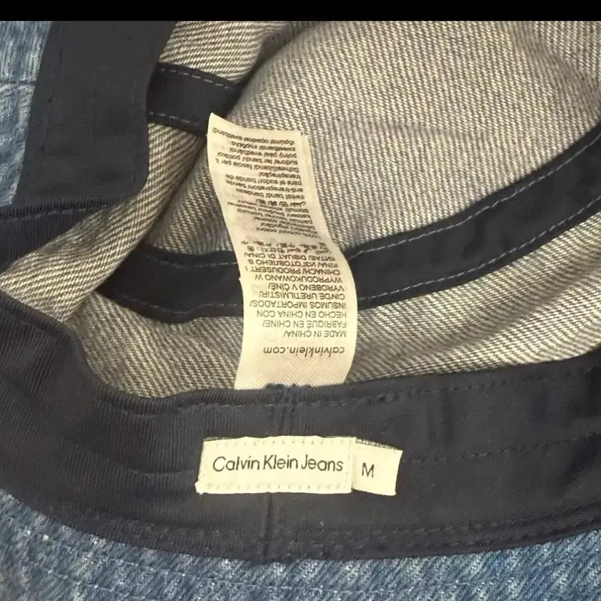 [BUNJANG] Calvin Klein Bucket Hat M / 캘빈클라인 데님 버킷햇  M