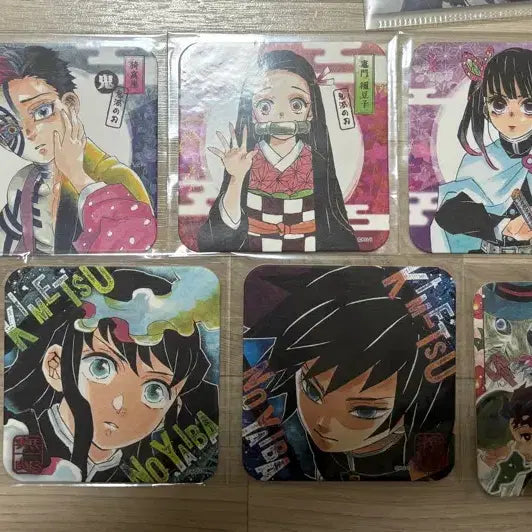 [BUNJANG] Demon Slayer Manga Bundle Set / 귀멸의칼날 만화책 및 굿즈 일괄 판매