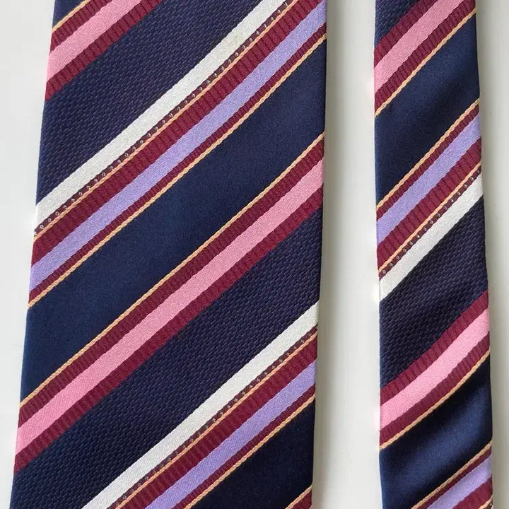 [BUNJANG] Crocodile Silk Necktie / 크로커다일 넥타이