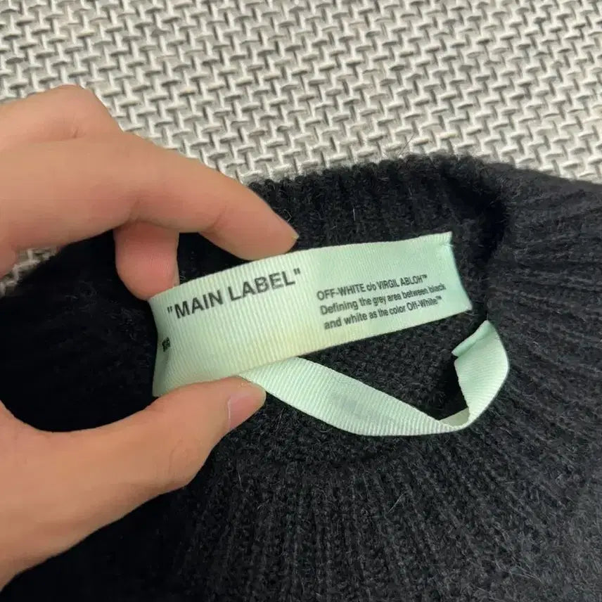 [BUNJANG] Off-White Mohair Knit Sweater / 오프화이트 모헤어 니트