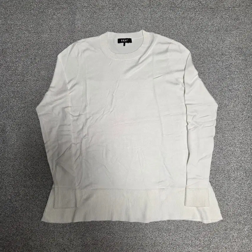 [BUNJANG] DKNY Minimal A-Line Knit Sweater / DKNY 미니멀 A라인 니트 S-M
