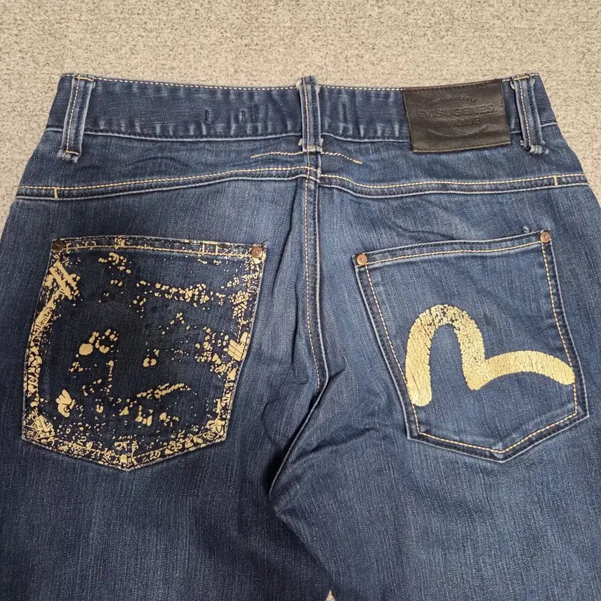 [BUNJANG] Evisu Vintage Printed Denim Pants / Evisu 빈티지 프린팅 데님팬츠 31-32