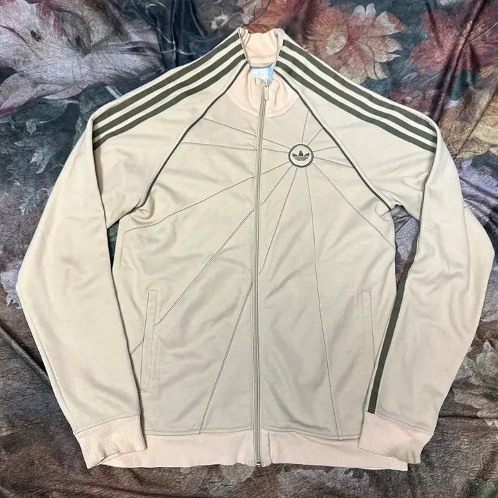 [BUNJANG] Adidas Vintage Brown Tri-Stripe Track Top Jacket / 아디다스 빈티지 브라운삼선 만국기트랙탑져지 S 아디다스져지 트랙탑 y2k