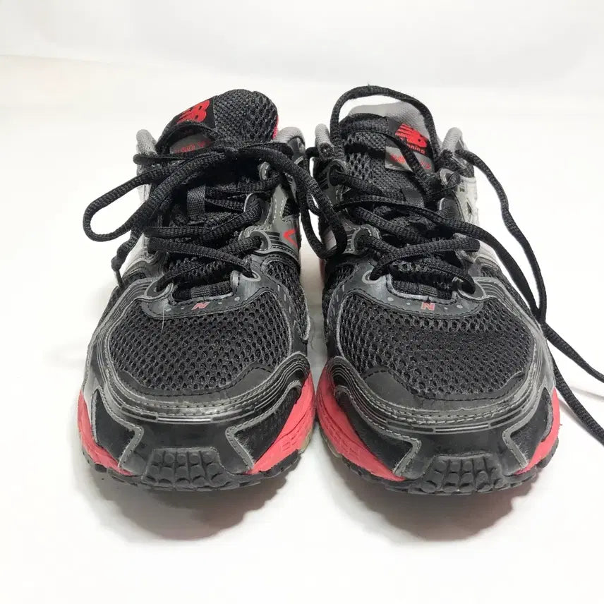 [BUNJANG] New Balance 680 V2 Black/Pink Sneakers / 뉴발란스 680 V2 블랙/핑크 250