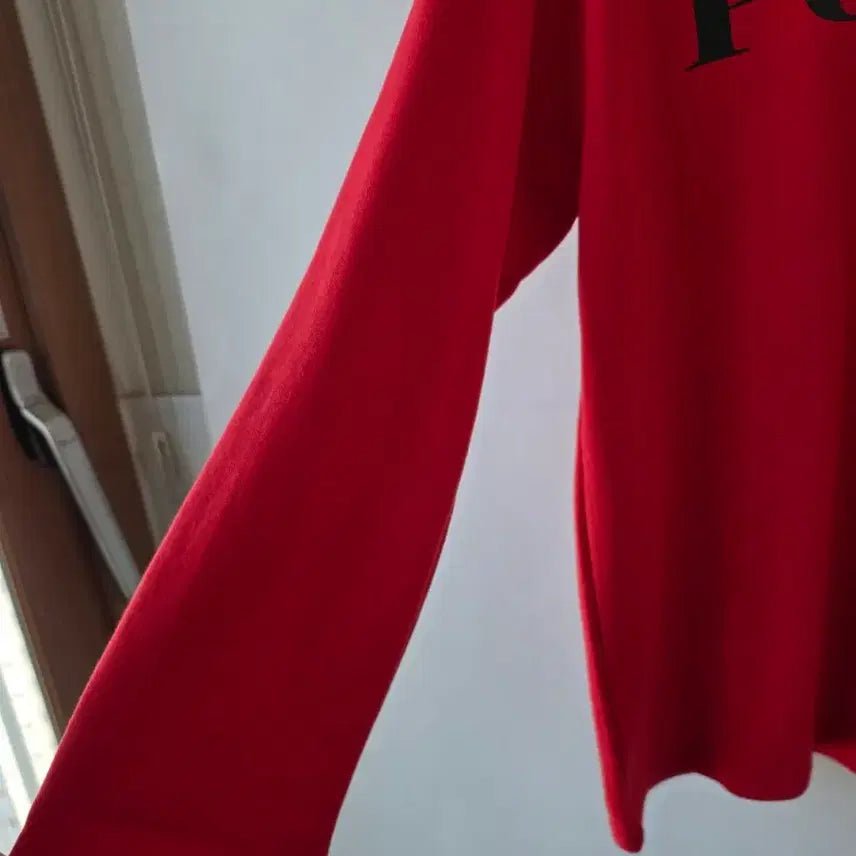 [BUNJANG] Unisex Red Lettering T-shirt / 남녀공용)레드 레터링 티셔츠/새제품