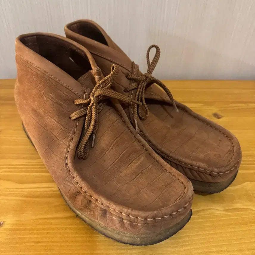 [BUNJANG] Supreme Clarks Wallabee Crocodile / Supreme x clarks wallabee crocodile