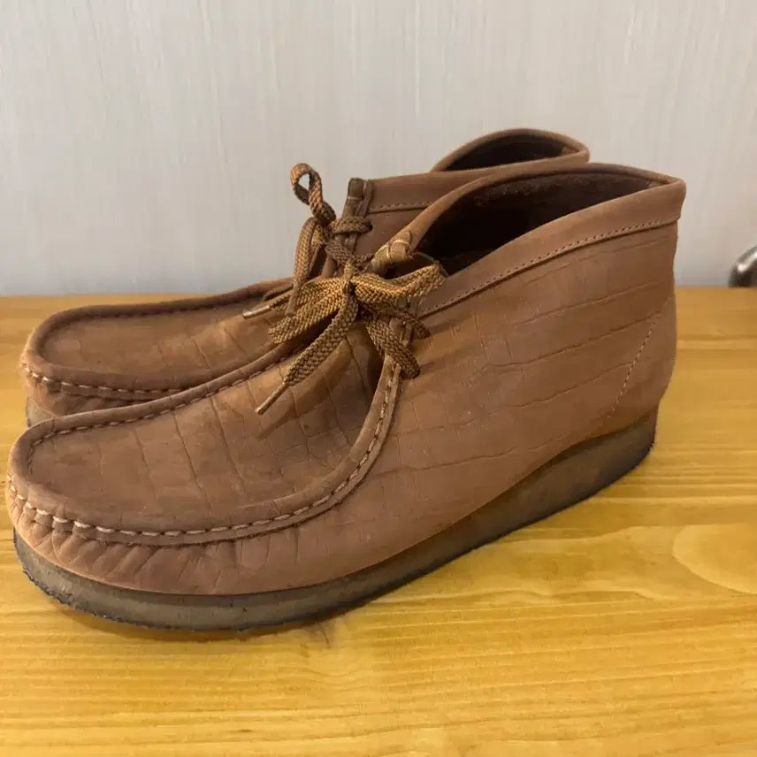 [BUNJANG] Supreme Clarks Wallabee Crocodile / Supreme x clarks wallabee crocodile