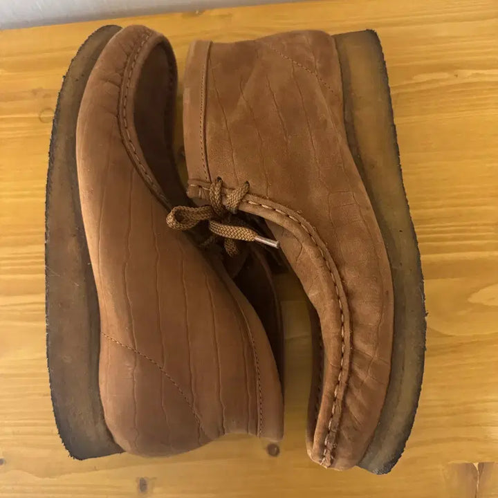 [BUNJANG] Supreme Clarks Wallabee Crocodile / Supreme x clarks wallabee crocodile