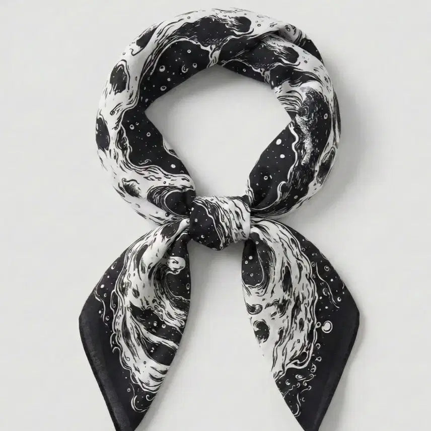 [BUNJANG] Unique Black Bandana Scarf / 유니크 블랙 반다나