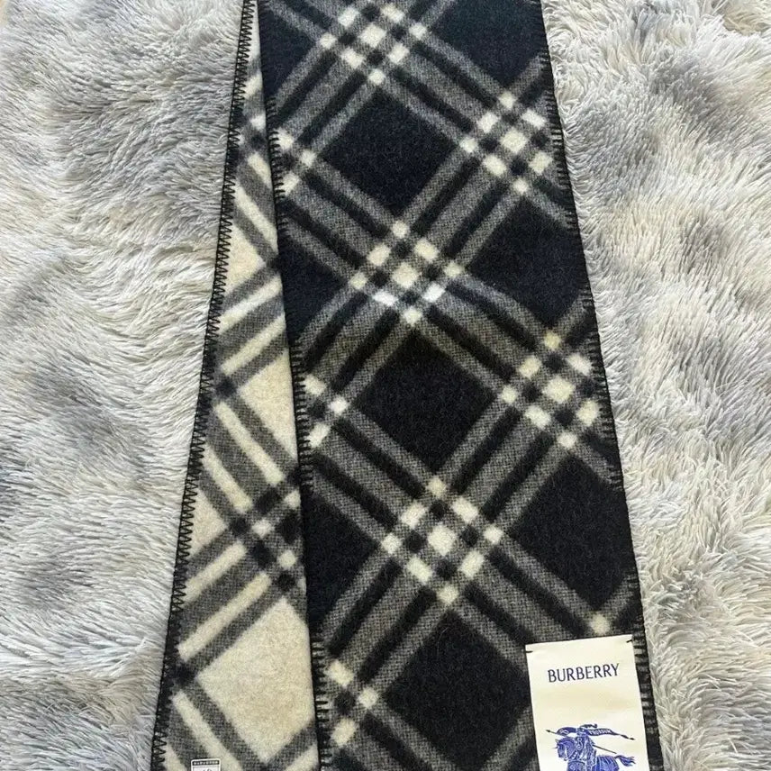 [BUNJANG] Burberry Check Wool Scarf / 버버리 체크 울 머플러