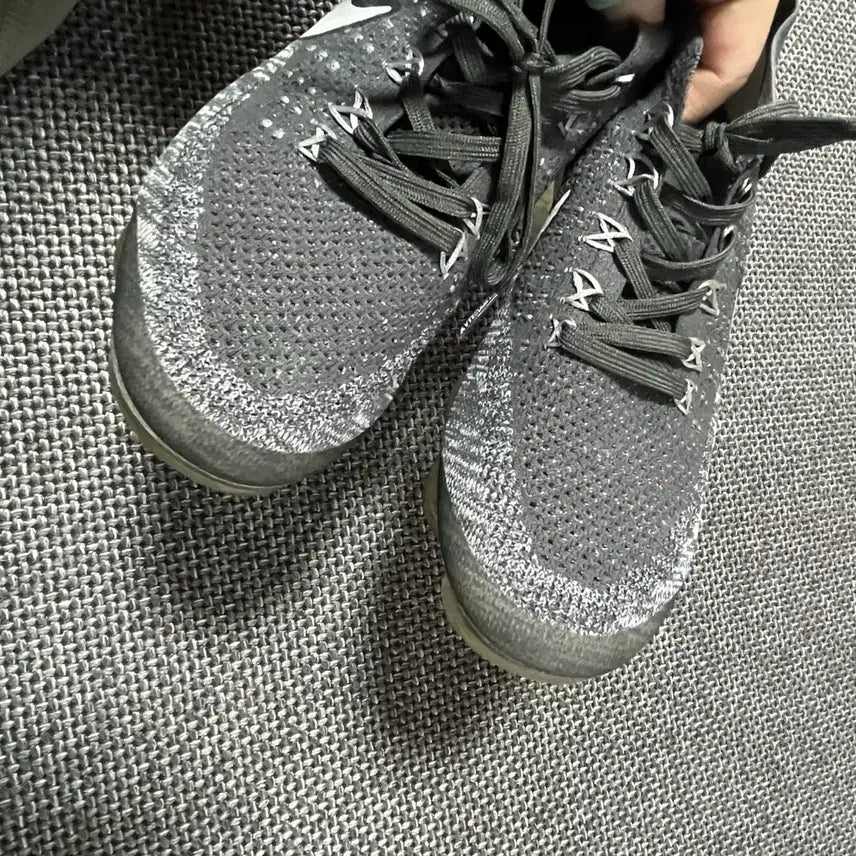 [BUNJANG] Nike Air VaporMax Flyknit Gray Sneakers / 나이키 에어 베이퍼맥스 플라이니트 그레이 280