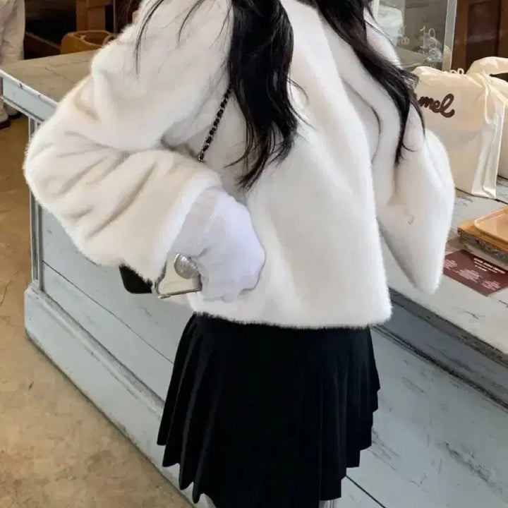 [BUNJANG] ONF Holiday Fur Jacket / 온트 홀리데이 퍼자켓