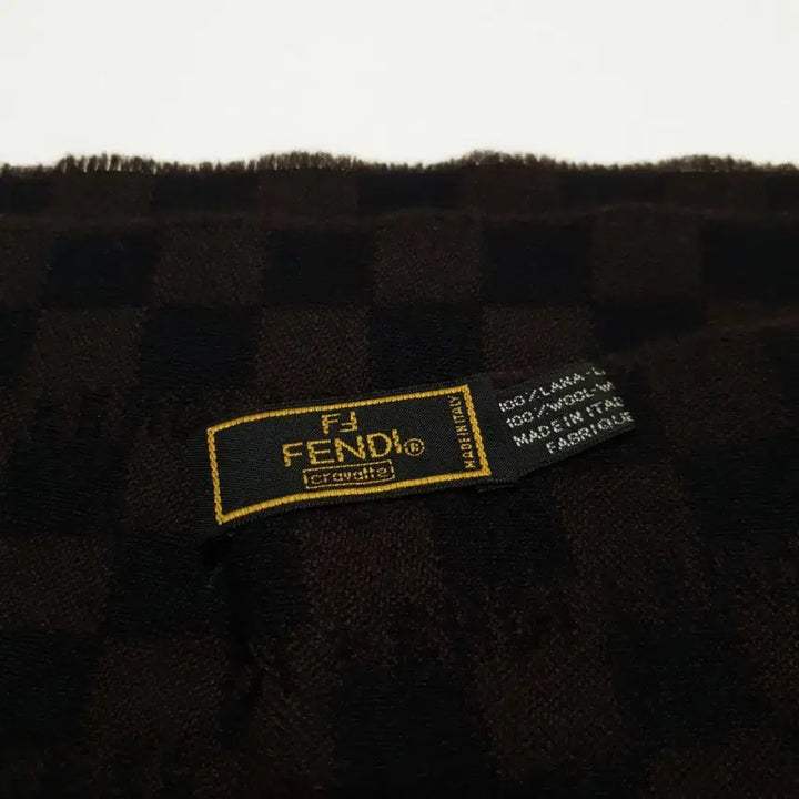 [BUNJANG] Fendi Checkered Logo Wool Muffler / 펜디 로고 체커보드 올오버 패턴 목도리 100% 울 머플러 정품