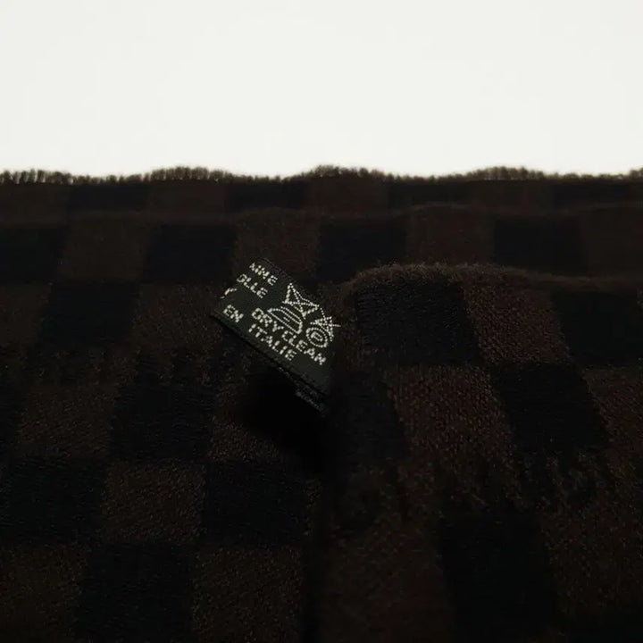 [BUNJANG] Fendi Checkered Logo Wool Muffler / 펜디 로고 체커보드 올오버 패턴 목도리 100% 울 머플러 정품