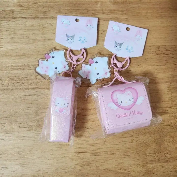 [BUNJANG] Hello Kitty Lip Case, Airpods/Buds Case Bundle Set / 일괄)헬로키티 립케이스,에어팟버즈케이스