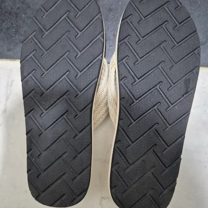 [BUNJANG] Chubasco Sandals Ivory 250 / Chubasco 츄바스코 샌들 슬리퍼 아이보리 250