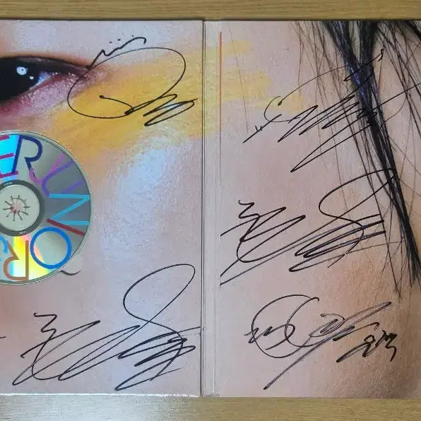 [BUNJANG] Super Junior 5th Album Mr. Simple Autographed Limited Edition Large Album / [비매/새상품/레어/한정판] 슈퍼주니어 5집 Mr. Simple 친필 싸