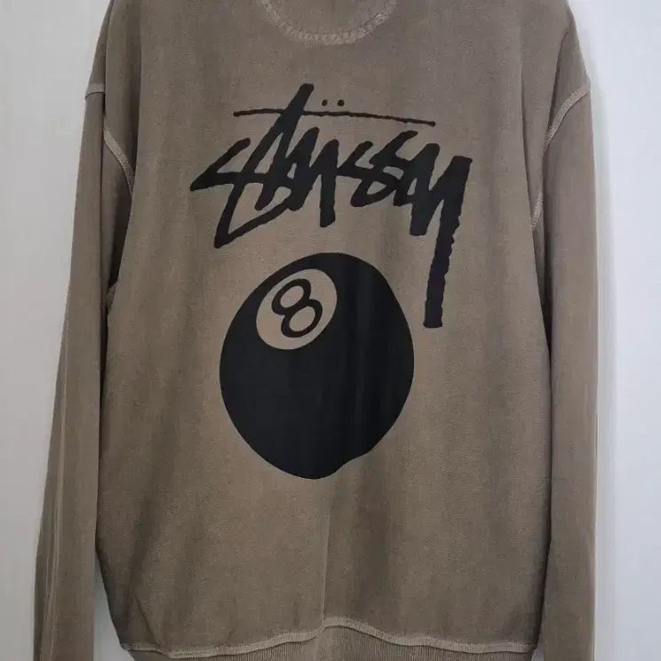 [BUNJANG] Stussy 8 Ball Sweatshirt Khaki / (정품)스투시 8볼 맨투맨 티셔츠 !새상품급!