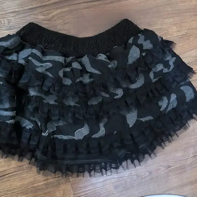 [BUNJANG] Myorung Louis Camo Ruffle Skirt / 묘랑 루이 캉캉 스커트 카모 스커트