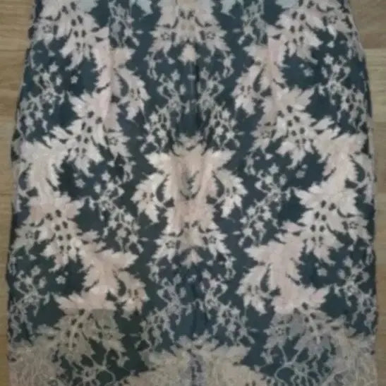 [BUNJANG] H-Line Lace Pattern Midi Skirt / 레이스 패턴 H라인 스커트