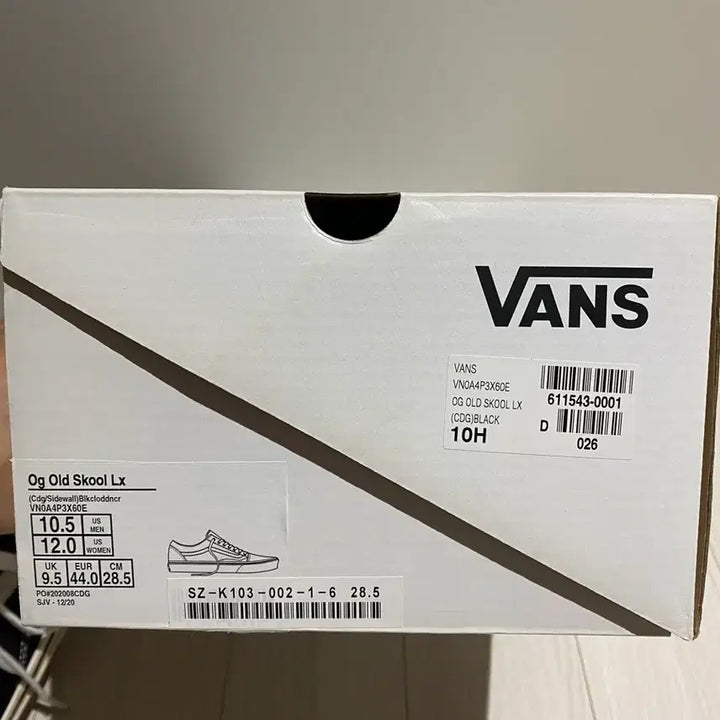 [BUNJANG] Vans Vault x CDG OG Old Skool LX Sneakers / 반스볼트 X CDG OG 올드스쿨 LX 사이드 월