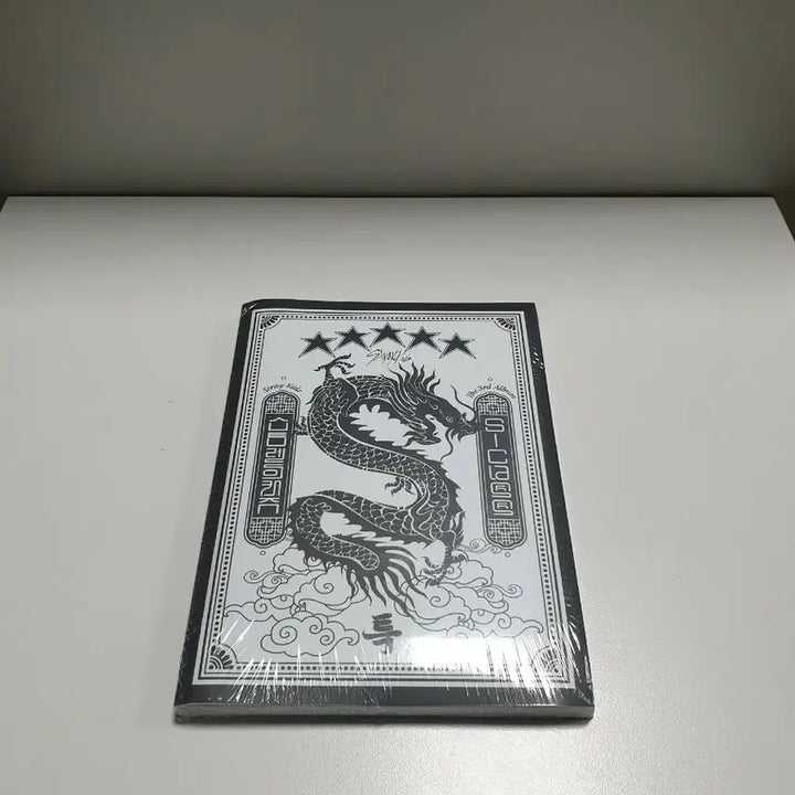 [BUNJANG] Stray Kids 5-STAR Album Sealed / Stray Kids 5-STAR 앨범 미개봉