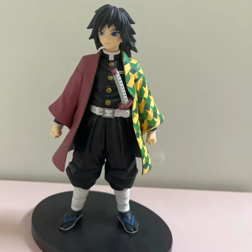 [BUNJANG] Demon Slayer Tomioka Giyu Figure / 귀멸의 칼날 토미오카 기유 피규어