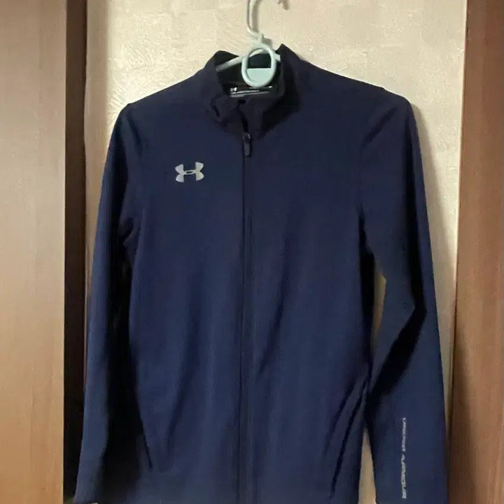 [BUNJANG] Under Armour Navy Zip-Up Jacket / 언더아머 네이비 집업 자켓