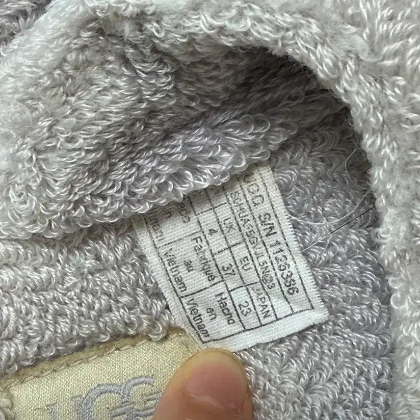 [BUNJANG] UGG Gray Tazz Slippers / UGG 어그 슬리퍼 그레이