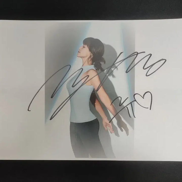 [SOLD OUT] 류현경 배우 친필 싸인