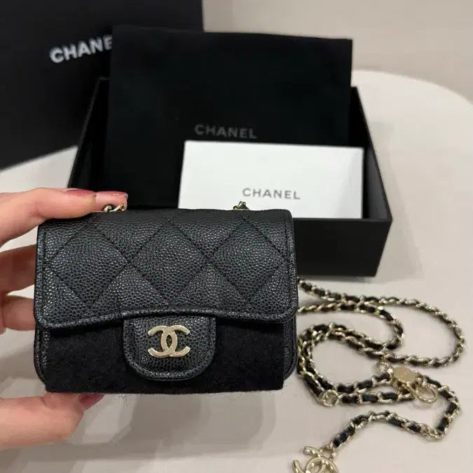 [SOLD OUT] 샤넬 클래식 캐비어 벨트백