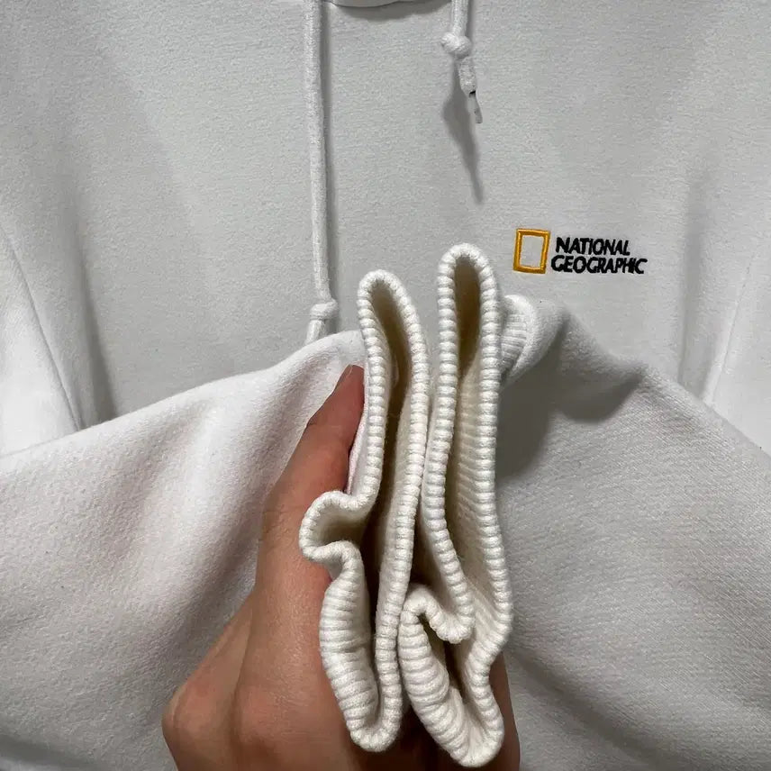 [BUNJANG] National Geographic Hoodie White / [National Geographic] 내셔널지오그래픽 후드티